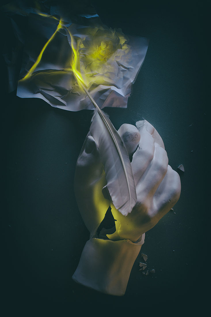 В фотошопе немного подправлен цвет, остальное -"прямая" фотография